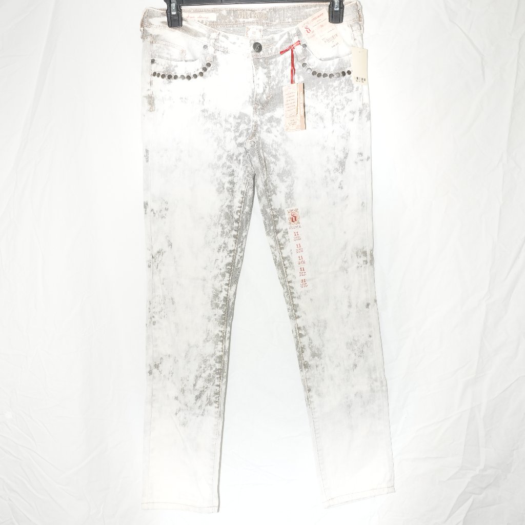 Nwt Cowgirl Cotton Juniors Size 11r Jeans Super Skinny Low Rise Bleached Decree